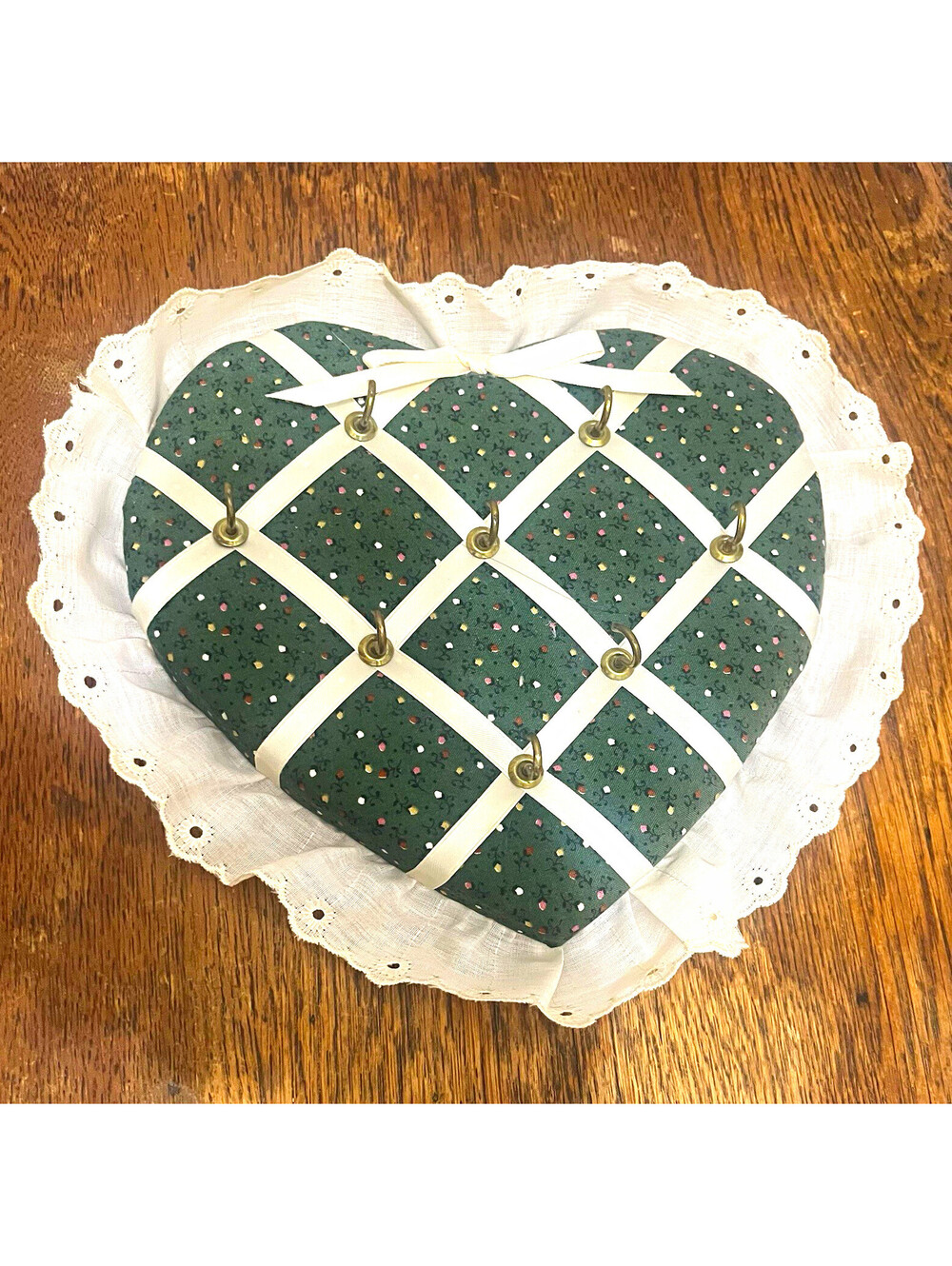 Heart Decorative Cushioned Hanging Hook Rack Dot Lace Ribbon Buttons Green White